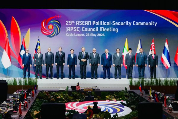 ASEAN Dorong Transisi Energi Hijau: Strategi Ketahanan Ekonomi RI