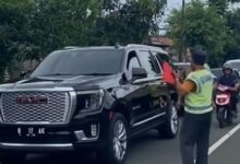 Gus Iqdam Gunakan SUV Mewah AS, Pesantren Berharap Beli Sendiri