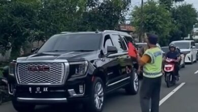Gus Iqdam Gunakan SUV Mewah AS, Pesantren Berharap Beli Sendiri