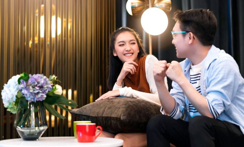 Rahasia Mendeteksi Flirting: Panduan Ampuh PDKT Sukses