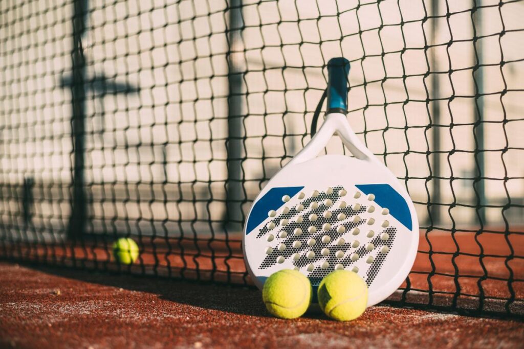 Raket Padel Terbaik Harga Murah? 5 Rekomendasi di Bawah 5 Juta
