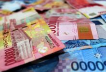 Sopir Taksi Online Tolak Potongan Komisi: Perang Harga Memanas