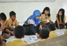 11 Tanggung Jawab Guru Profesional: Panduan Lengkap Permendikbudristek 67/2024