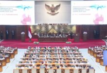DPR Segera Rapat Bahas Pemakzulan Gibran: Respons Pimpinan