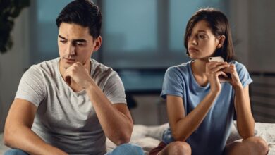 Ghosting? 5 Alasan Tepat Kontak Mantan Tanpa Minta Balikan