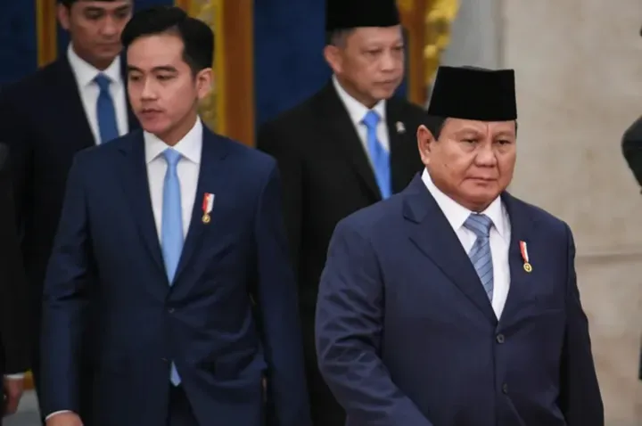Jokowi Bela Gibran: Isu Pemakzulan & Peran Wapres Krusial