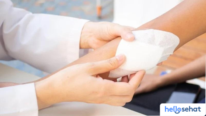 Kenali Luka Robek: Pertolongan Pertama yang Tepat & Ampuh