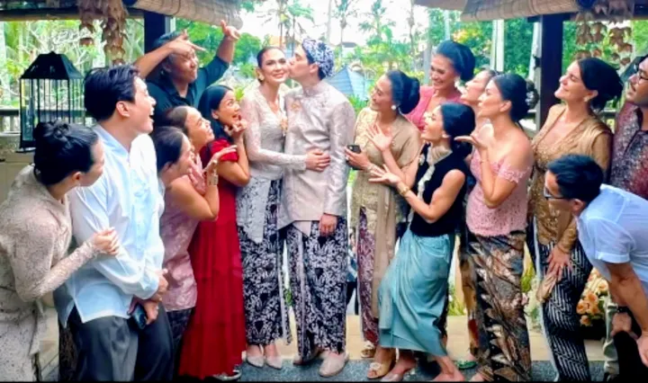 Luna Maya & Maxime Bouttier Resmi Menikah Mewah di Ubud