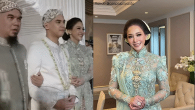 Maia Estianty Memesona: Kebaya Mint Akad Al Ghazali