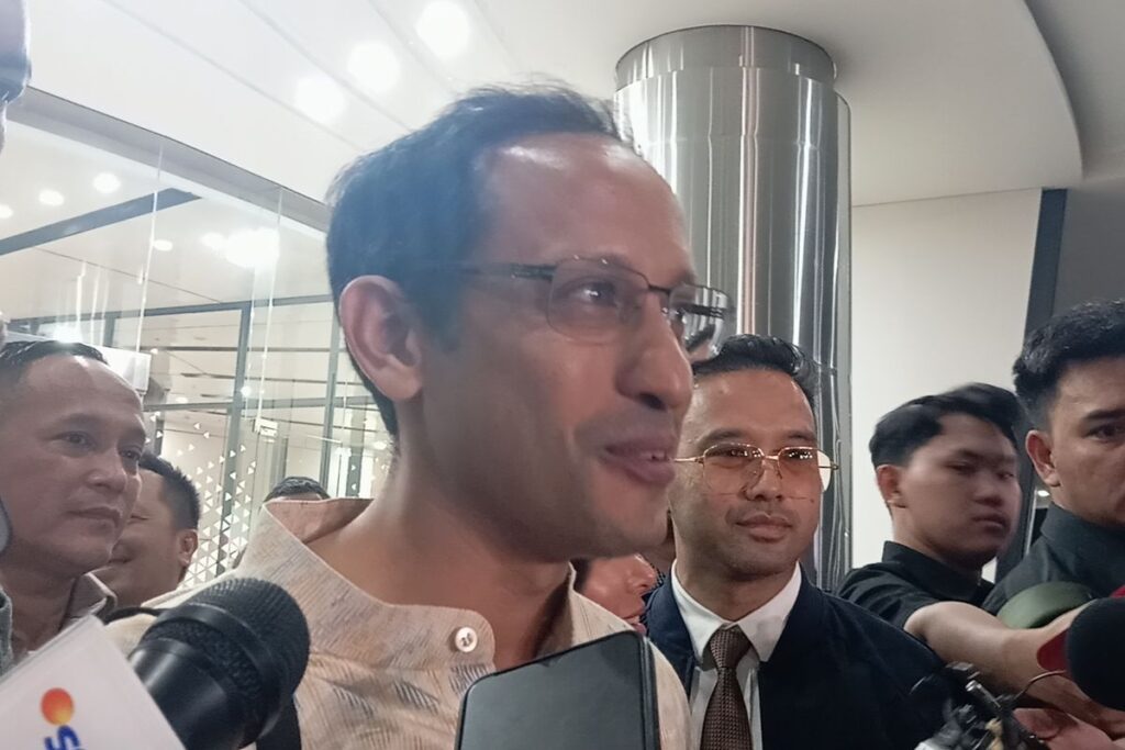 Nadiem Makarim: Pengakuan Mengejutkan Usai 12 Jam Kasus Korupsi Laptop