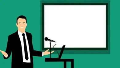 Pantun Penutup Pidato: 20 Contoh Menarik & Berkesan