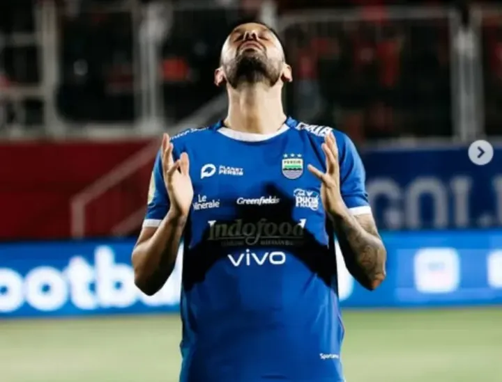 Persib Juara Liga 1! Del Pino & Hodak Raih Penghargaan