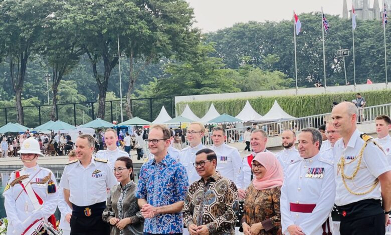Pramono Minta Lagu Yesterday, Saksikan Royal Marine Band