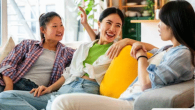 Rahasia Disukai Semua Orang: 10 Tips Ampuh & Mudah