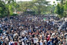 Ribuan Pencari Kerja Berebut Lowongan, Job Fair Bekasi Panas