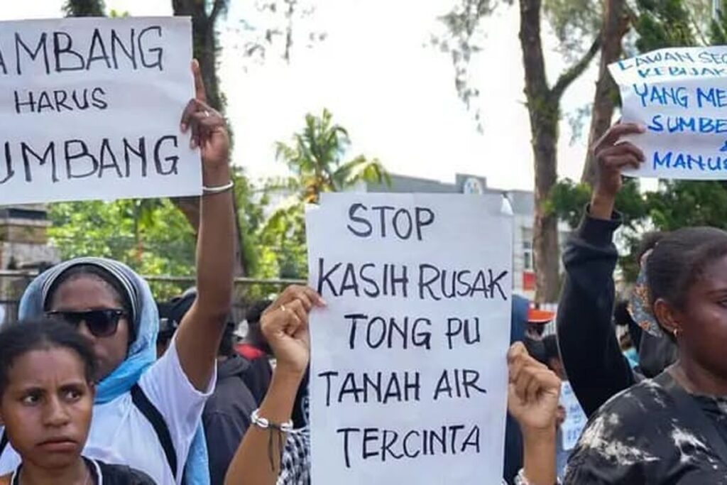 Tambang Nikel Raja Ampat: Ancaman atau Berkah Pulau Kecil?