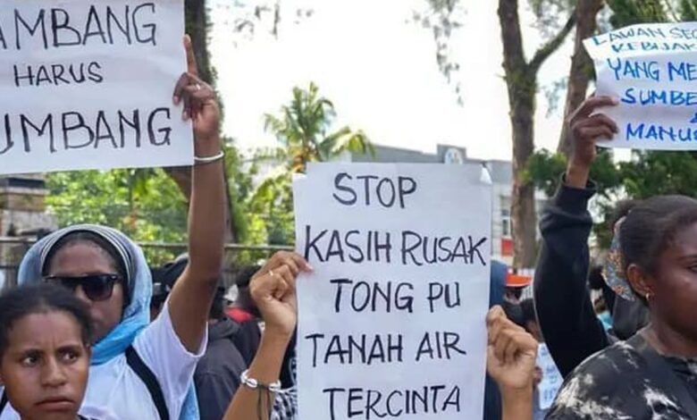 Tambang Nikel Raja Ampat: Ancaman atau Berkah Pulau Kecil?