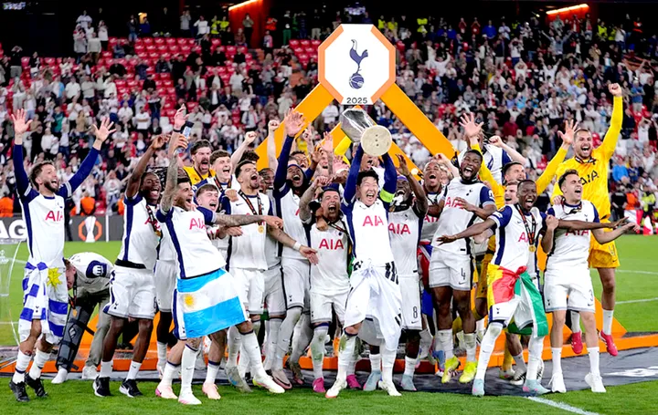 Tottenham Juara Liga Europa 2025: Akhiri Kutukan Satu Dekade