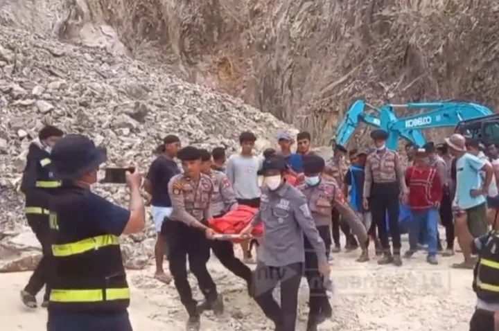 Tragedi Longsor Gunung Kuda Cirebon: 8 Penambang Tewas