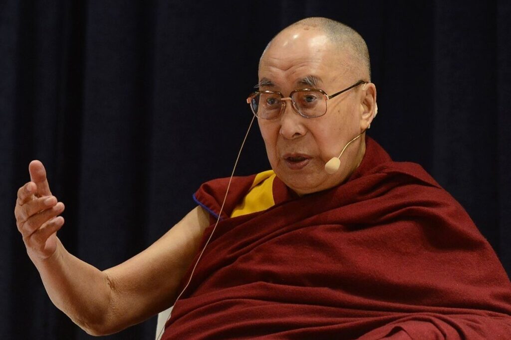 Dalai Lama Tolak Reinkarnasi China: Cari Pengganti Spiritual