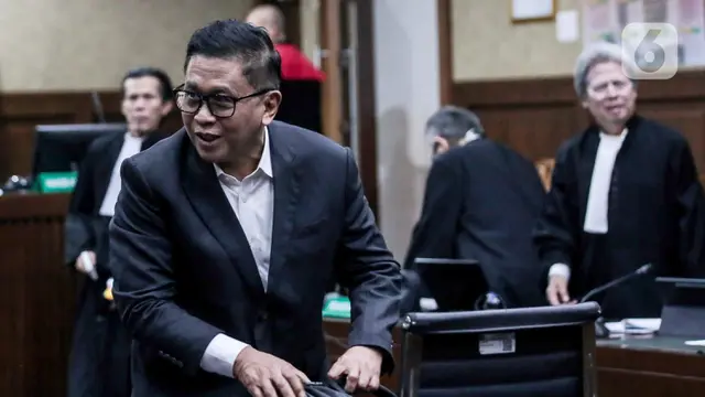 Pleidoi Hasto Kristiyanto: Sidang Ditunda, 10 Juli 2025?