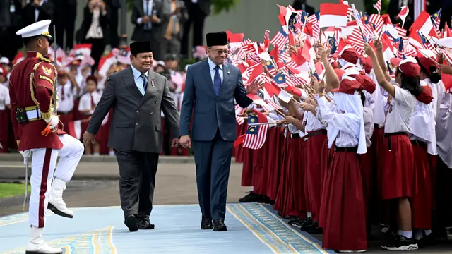 Prabowo Bantu PM Malaysia Damaikan Myanmar Lewat Dialog