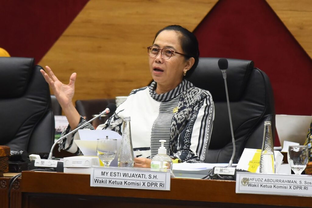 Relokasi Tesso Nilo: Komisi X Dengar Tragedi Anak Putus Sekolah