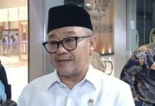 Sekolah Swasta Gratis: Nasibnya Tergantung Rapat DPR & MK